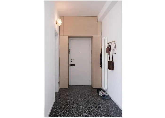 Trilocale Minimal Sui Navigli Appartamento